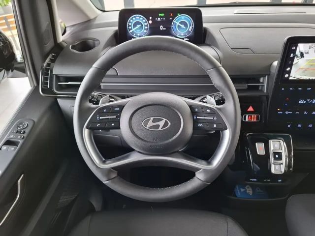 Hyundai Staria Trend