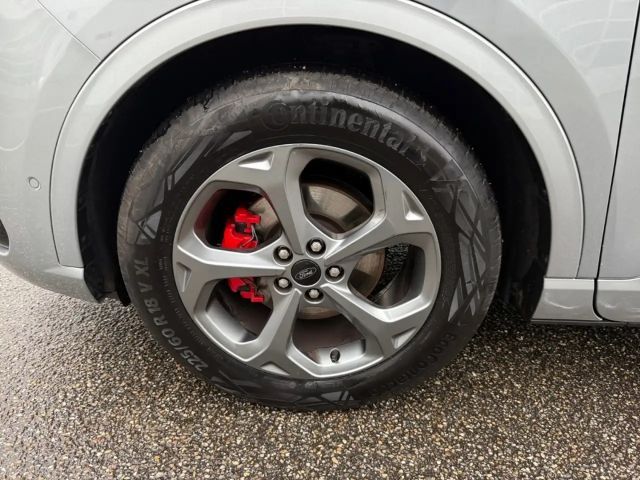 Ford Kuga Hybrid ST Line X