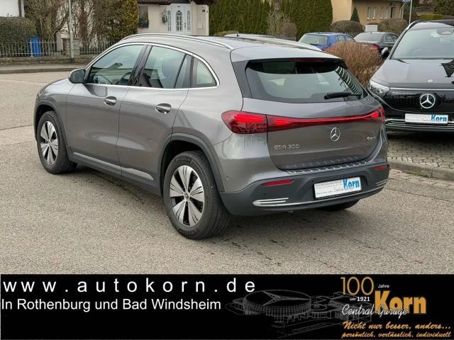 Mercedes-Benz EQA 300 4MATIC Progressive