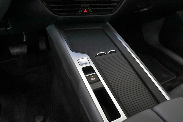 Volkswagen Passat 2.0 TDI Business DSG Variant