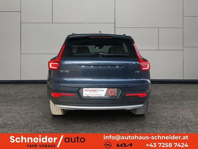Volvo XC40 Momentum T3
