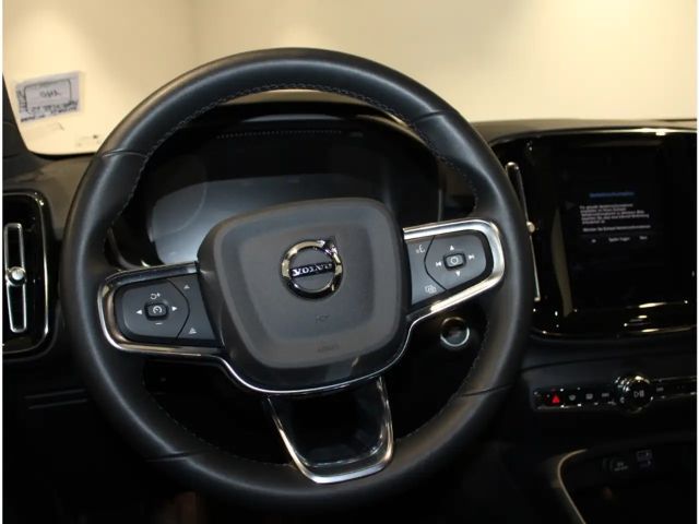 Volvo XC40 Dark Plus Recharge T5