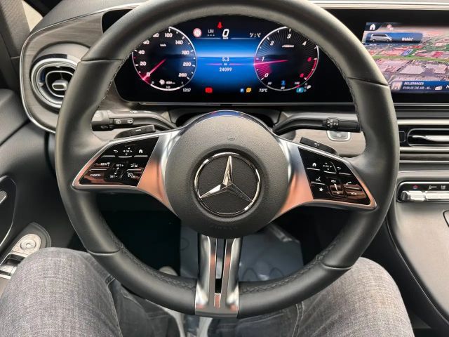 Mercedes-Benz V 300 4MATIC V 300 d