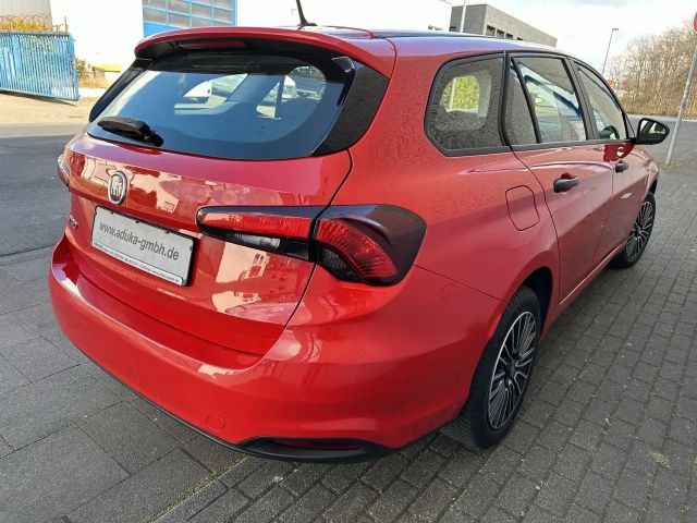 Fiat Tipo RED