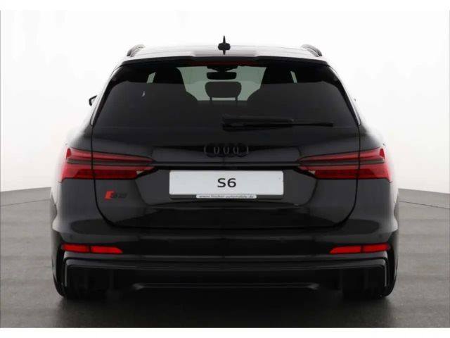 Audi S6 Avant Quattro