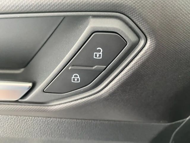 Volkswagen T-Cross 4Me TSI