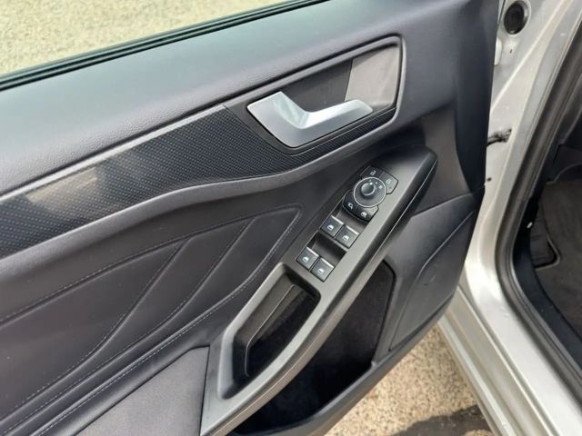 Ford Focus EcoBoost ST Line Wagon