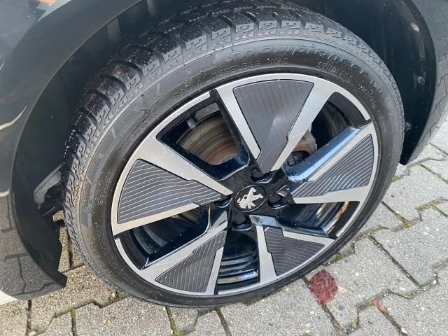 Peugeot E-208 GT-Line