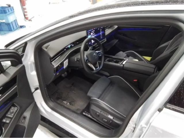 Volkswagen ID.7 IQ.Drive Pro