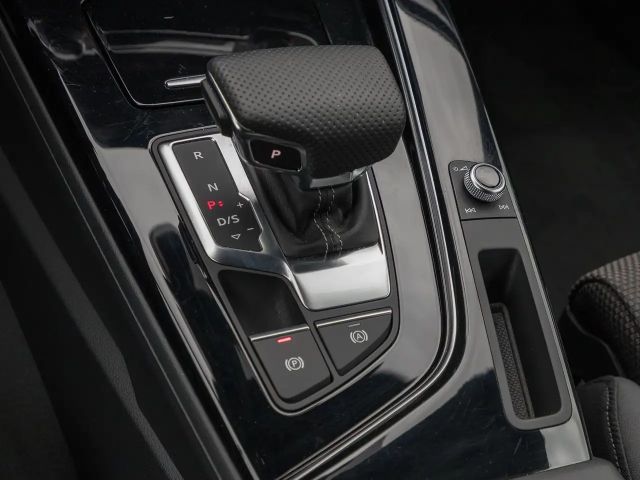 Audi A4 40 TFSI Quattro S-Line