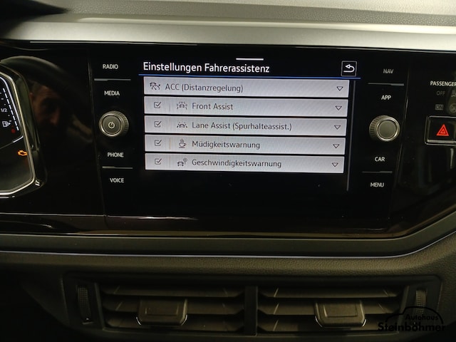 Volkswagen Taigo 1.0 TSI DSG R-Line