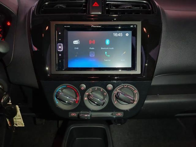 Mitsubishi Space Star Star