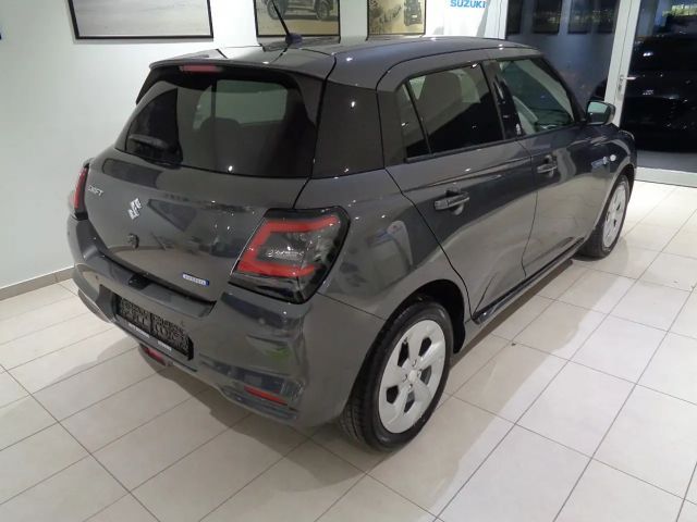 Suzuki Swift Hybrid Shine