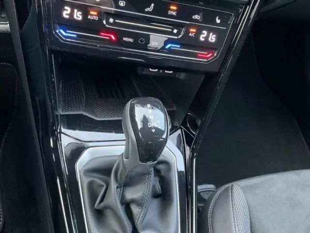 Volkswagen T-Roc 1.5 TSI DSG R-Line