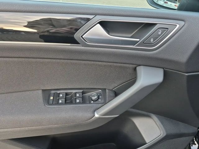 Volkswagen Touran 7-zitter DSG R-Line