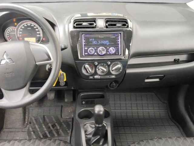 Mitsubishi Space Star Inform Star