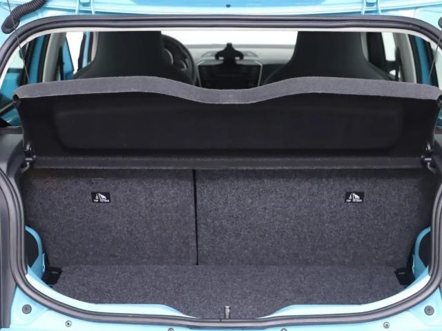 Volkswagen up! 1.0 Maps+More Dock