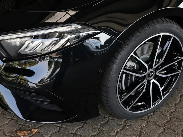 Mercedes-Benz A 250 4MATIC AMG Line