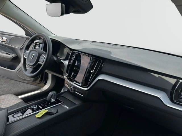Volvo V60 Core