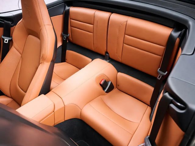 Porsche 911 Cabrio Carrera