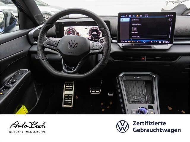 Volkswagen T-Roc 1.5 eTSI DSG R-Line