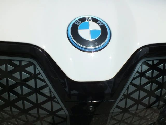 BMW iX xDrive40