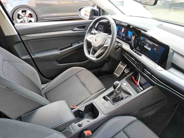 Volkswagen Golf 1.5 TSI Golf VIII