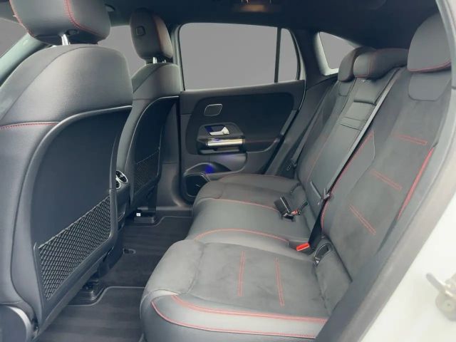 Mercedes-Benz EQA 300 4MATIC AMG Line