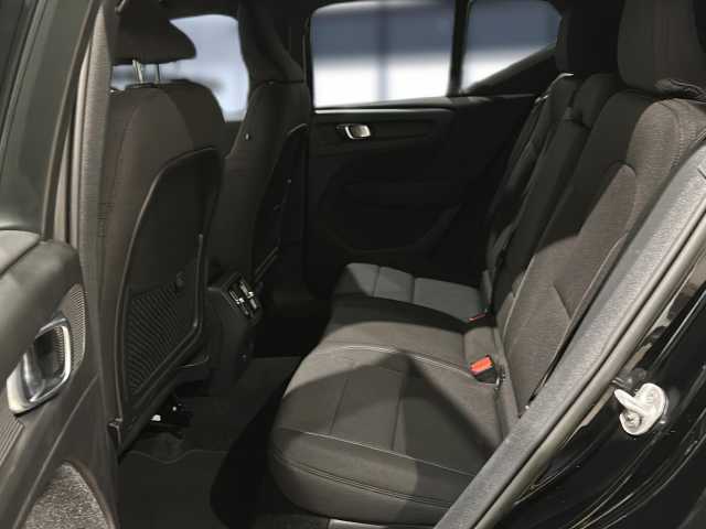 Volvo XC40 XC40 Navi LED Klima Standhzg Einparkhilfe el. Fenster