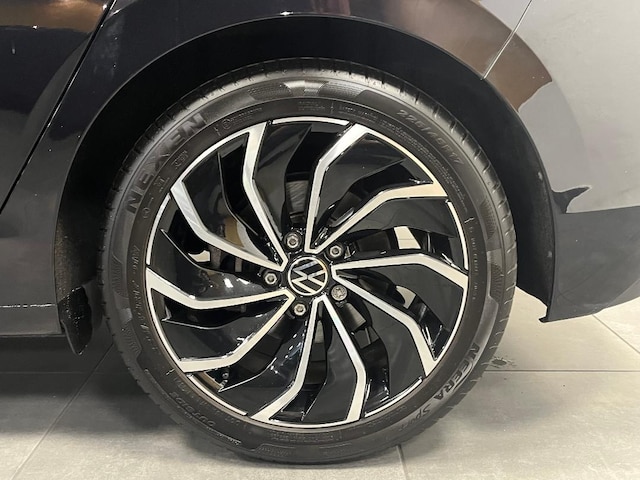 Volkswagen Golf 1.5 TSI