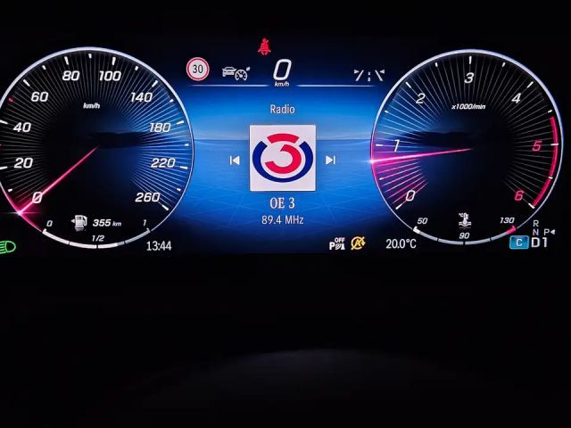 Mercedes-Benz A 200 A 200 d AMG Line Hatchback