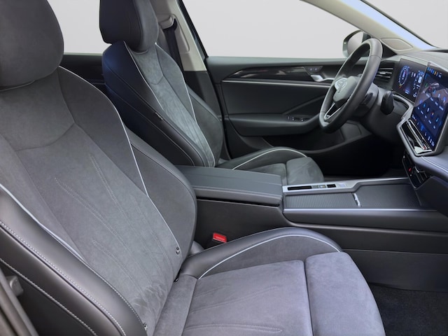 Volkswagen Passat 1.5 eTSI Business DSG