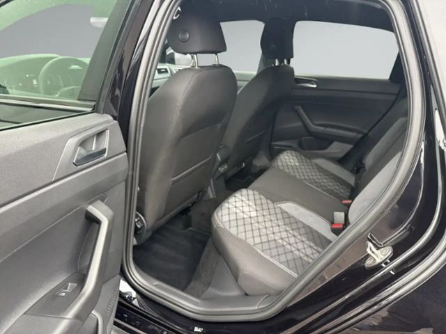 Volkswagen Polo 1.0 TSI DSG R-Line