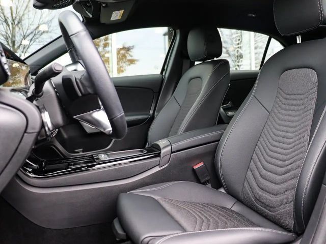 Mercedes-Benz A 180 Progressive