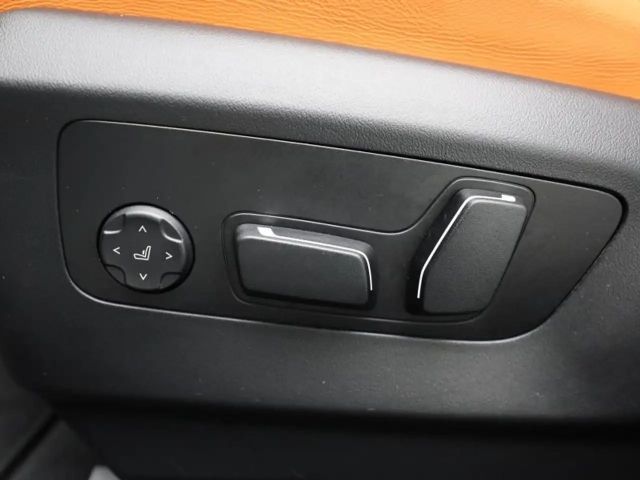 BMW M5 BOWERS & WILKINS - HAAK - PANO