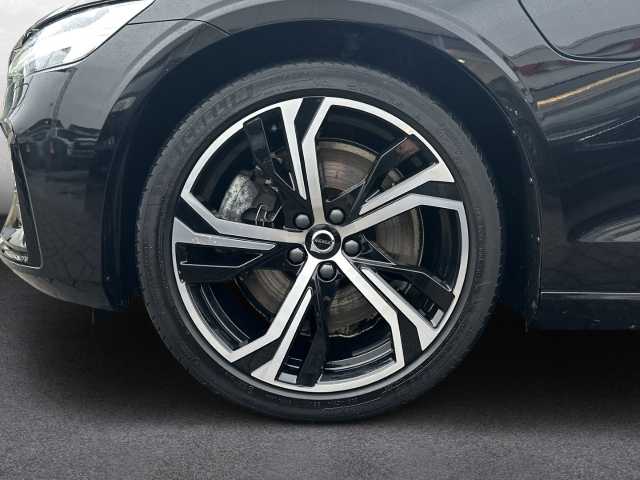 Volvo V60 Plus Recharge T6