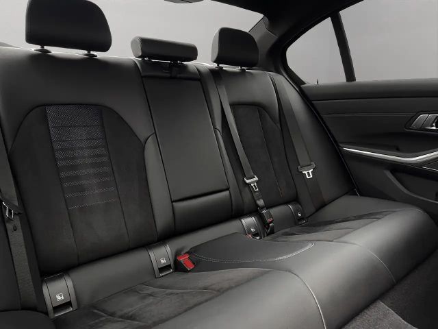 BMW 330 330i M-Sport Sedan