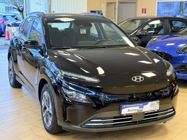Hyundai Kona 2WD Electric Select
