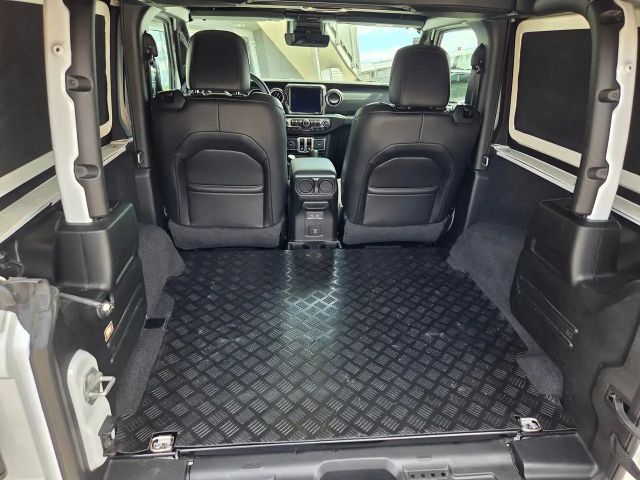 Jeep Wrangler Overland