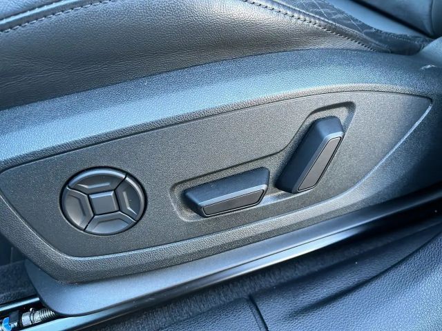 Audi Q3 S-Line S-Tronic