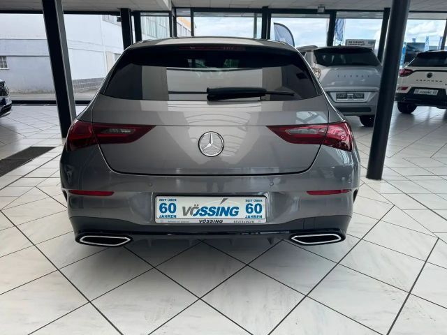 Mercedes-Benz CLA 200 AMG Line