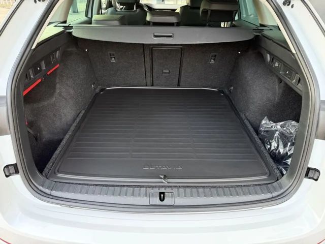 Skoda Octavia Combi Style Style