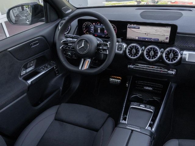 Mercedes-Benz GLB 250 4MATIC