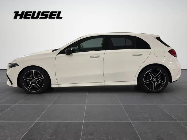 Mercedes-Benz A 180 AMG Line