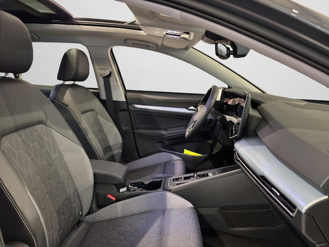 Volkswagen Golf DSG Life Variant