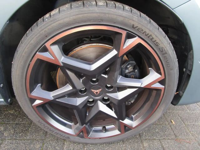 Cupra Leon VZ e-Hybrid