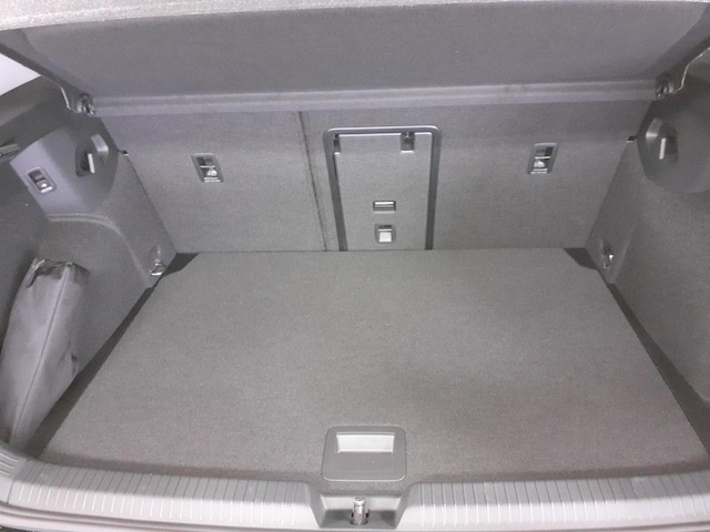 Volkswagen Golf 2.0 TDI DSG Golf VIII IQ.Drive