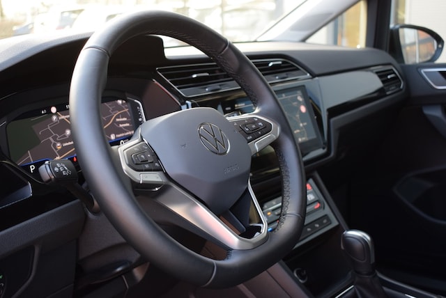 Volkswagen Touran 1.5 TSI DSG Highline