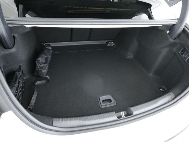 Mercedes-Benz C 200 AMG Line Sedan