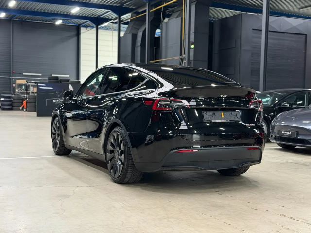 Tesla Model Y Performance